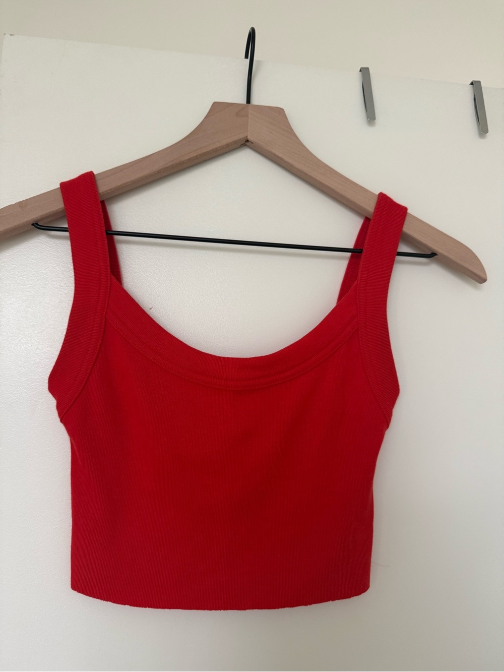 Kith Red Ribbed Crop Tank
